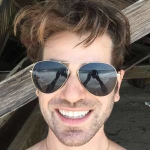 Meet your Posher, Merrick